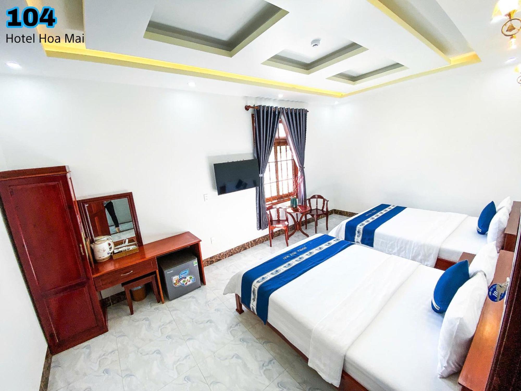 Hotel Hoa Mai CON DAO Bagian luar foto
